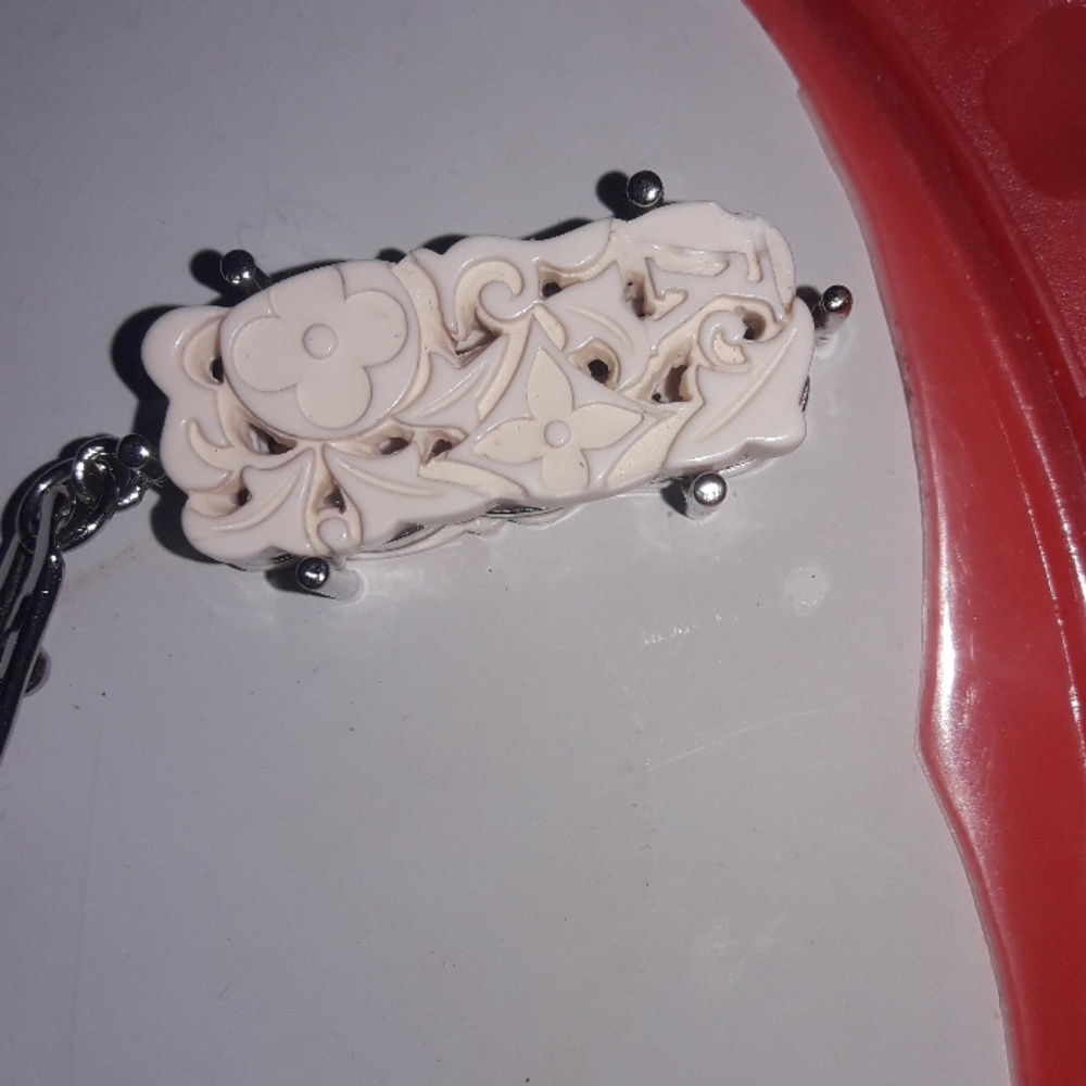 Louis vuitton keychain - Picture 4 of 8